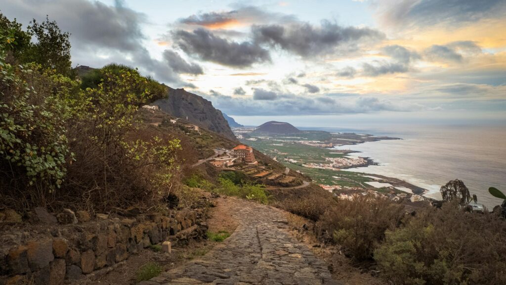 Canarias-avanza-con-la-normativa-de-colaboracion-publico-privada